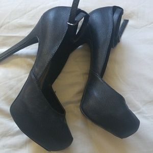 High heel shoes